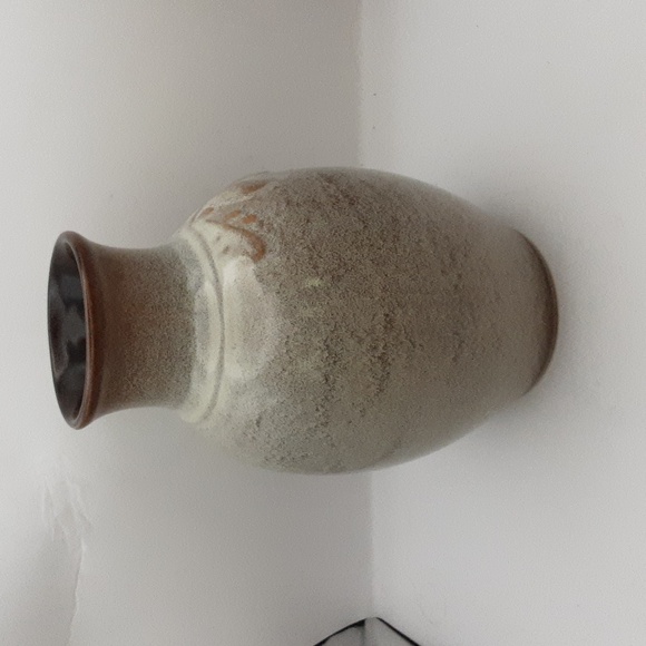 Vintage Glazed Pottery Vase 8.5" tall - Picture 4 of 7